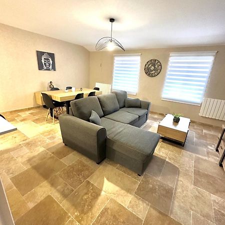 Le Petit Phuket Apartment Saint-Laurent-sur-Saone Екстериор снимка